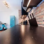 شقة Bee Design Nespresso Kueche Parkplaetze Ps5 *