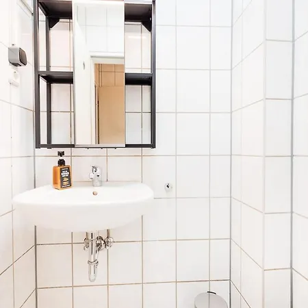 Bee Design Nespresso Kueche Parkplaetze Ps5 아헨